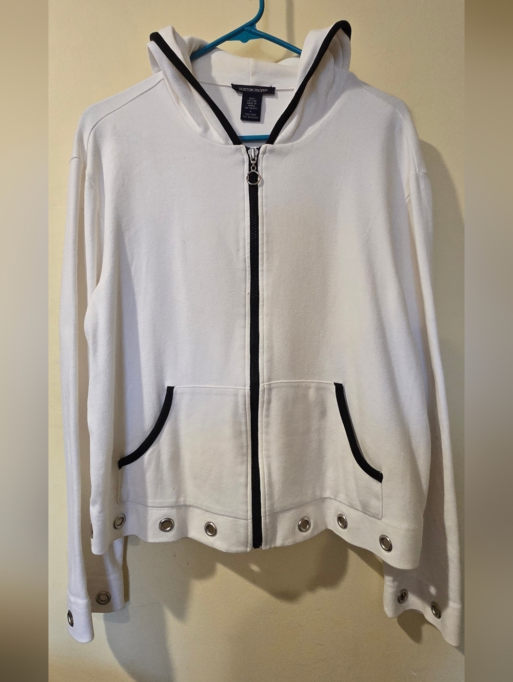 Boston Proper Large White Hooded Jacket, Trimmed In Blk. EUC